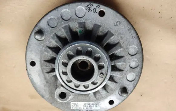 BMW 3 F30 F35 F31 Front upper strut mount 6855818 31306855818