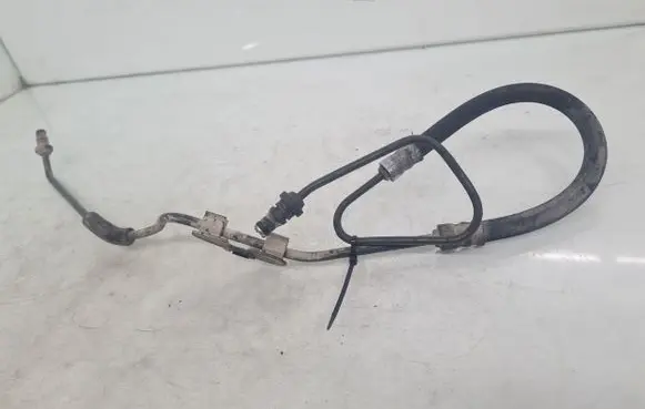 Volvo S60 Clutch pipe/line 8636910