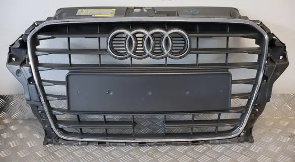 Audi A3 S3 8V Front bumper upper radiator grill 8V3853651A