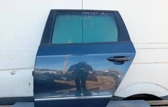 Volkswagen PASSAT B6 Rear door B6SAS
