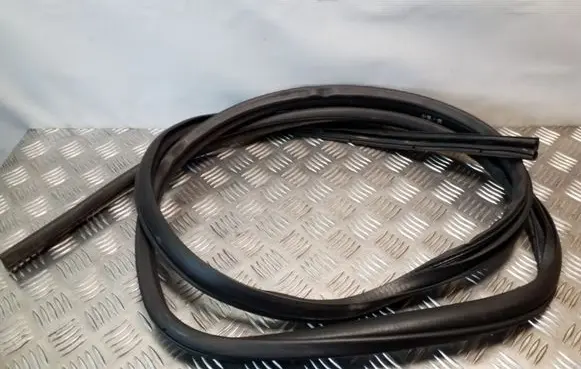 Mitsubishi ASX Front door rubber seal