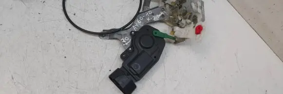 Toyota Aygo AB10 Front door lock 