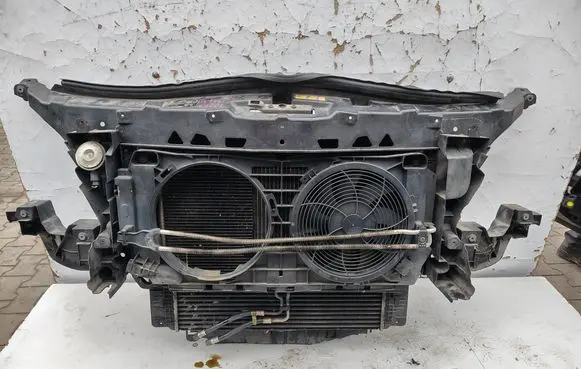 Mercedes-Benz Sprinter W906 Radiator support slam panel