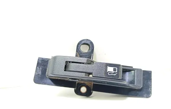 Mazda MPV II LW Fuel tank opening switch 