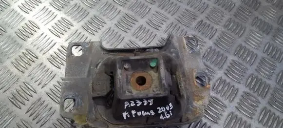 Ford Focus Engine mount bracket 3M517M121 3M51-7M121