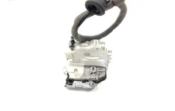 Audi A3 S3 8V Front door lock 8X2837015B