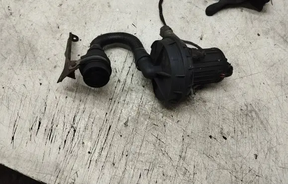 Volkswagen Sharan Secondary air pump 
