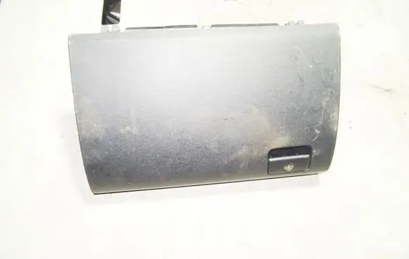 Toyota Avensis T270 Glove box 5555005090