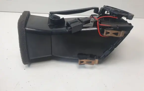 Volkswagen Touareg II Dashboard side air vent grill/cover trim 7P2819727