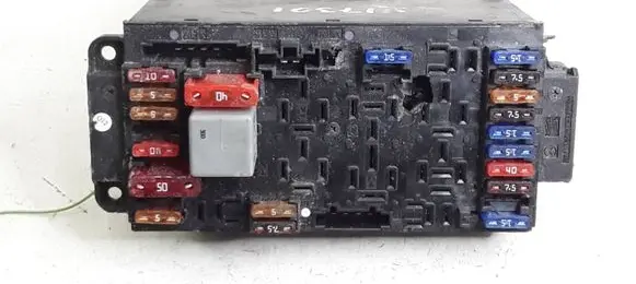 Mercedes-Benz C W203 Fuse box set 0025459401 5DK00797330