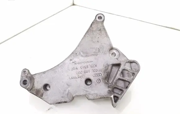 Volkswagen PASSAT B7 Engine mounting bracket 03L199207