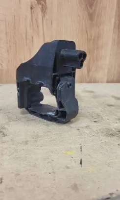 Mercedes-Benz GLC C253 Radiator mount bracket A2535010520