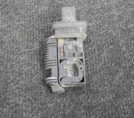 Jaguar F-Type Mass air flow meter F00C2G8024 F00C2G8296