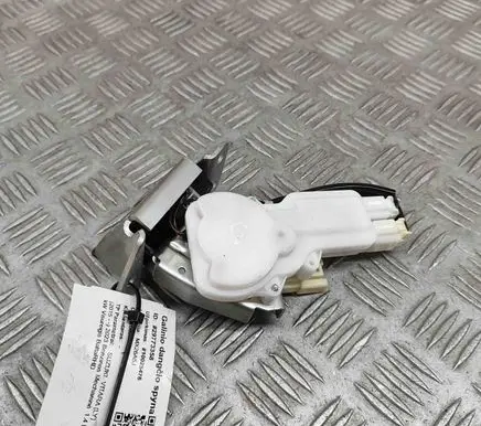 Suzuki Vitara (LY) Tailgate/trunk/boot lock/catch/latch 8251054P03