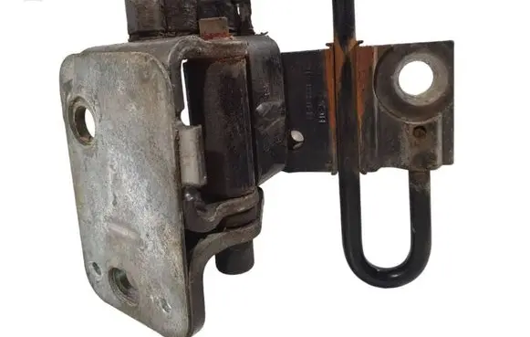 Audi A6 S6 C6 4F Front door lower hinge 8E0831411B