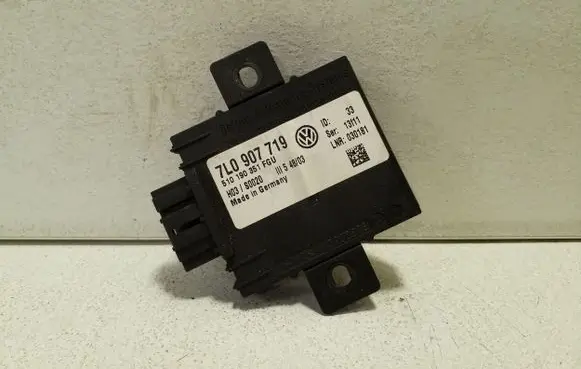 Bentley Continental Alarm control unit/module 7L0907719