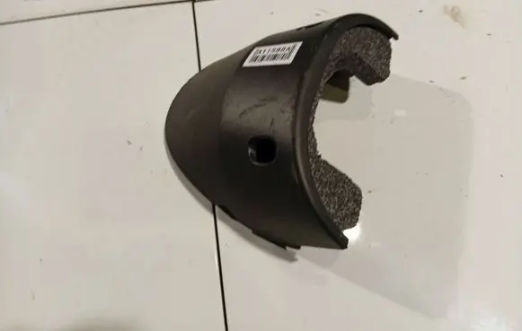 Renault Megane II Steering wheel column trim