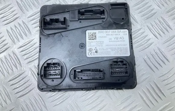 Audi A4 S4 B9 Comfort/convenience module 8W0907064BA