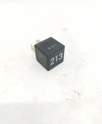 Audi A6 S6 C5 4B Other relay 443951253J