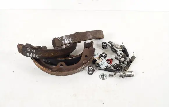 Mercedes-Benz X-class W470 Handbrake/parking brake pads 