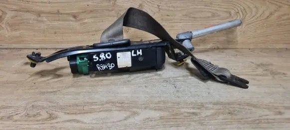 Volvo S80 Front seatbelt 39990776
