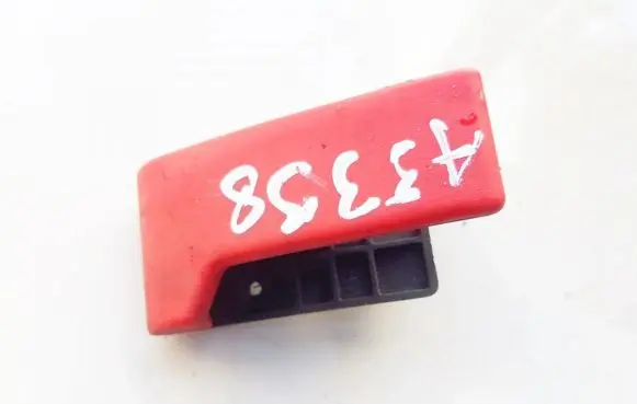 Mercedes-Benz E W210 Engine bonnet (hood) release handle