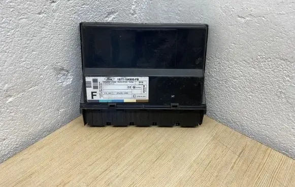 Ford Focus Comfort/convenience module 1S7T15K600FB 5WK48730C