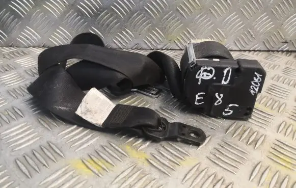 BMW Z4 E85 E86 Front seatbelt