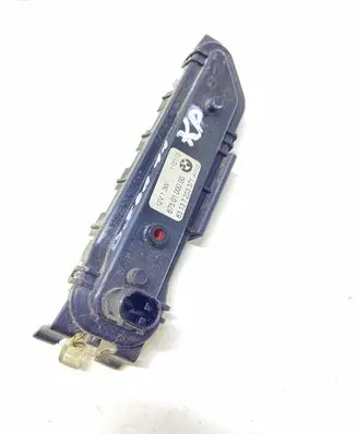 BMW 7 F01 F02 F03 F04 Front fender indicator light 63137303371