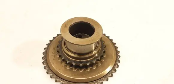 Audi A6 S6 C6 4F Timing chain sprocket 06E109289 06E109077E