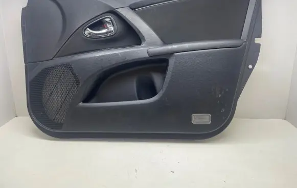 Toyota Avensis T270 Front door card panel trim 1470709 02033120 T0175912