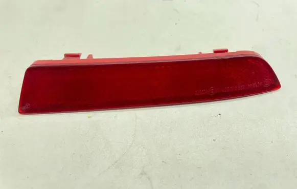 Rear tail light reflector