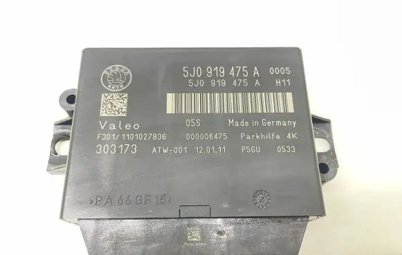 Skoda Octavia Mk2 (1Z) Parking PDC control unit/module 5J0919475A 303173