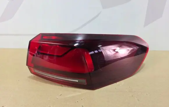 BMW 2 Active Tourer U06 Rear/tail lights 