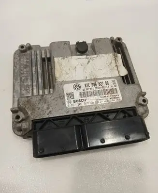 Volkswagen Golf VI Engine control unit/module 03C906027BD 03C907309J 0261S07018