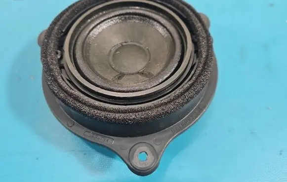Audi A6 S6 C6 4F Front door speaker 4F0035411D IMPRK1552117