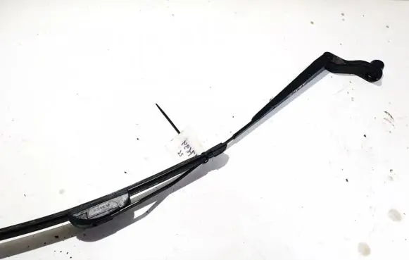 Dodge Caliber Front wiper blade arm