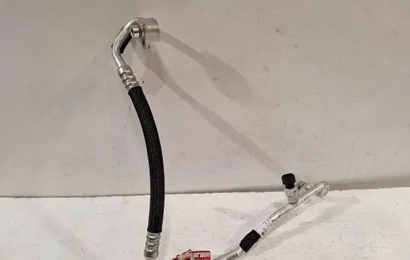 Renault Trafic III (X82) Air conditioning (A/C) pipe/hose 924905921R