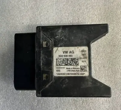 Volkswagen Tiguan Allspace Fuel injection pump control unit/module 3Q0906093