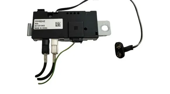 Opel Zafira C Aerial antenna amplifier 20940242 421251063