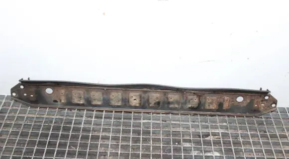 Volvo XC70 Bottom radiator support slam panel 31265124