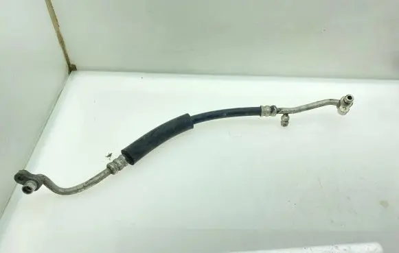 Air conditioning (A/C) pipe/hose