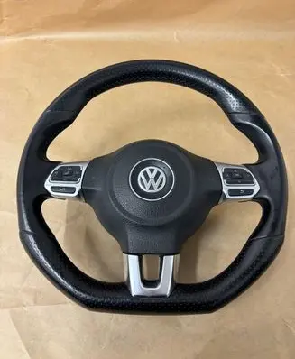 Volkswagen Scirocco Steering wheel 5K0971584A