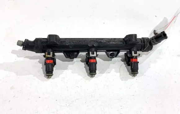 Skoda Fabia Mk1 (6Y) Fuel main line pipe 03E133320A
