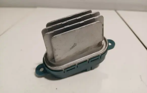 Audi Q7 4L Heater blower motor/fan resistor 1760429657
