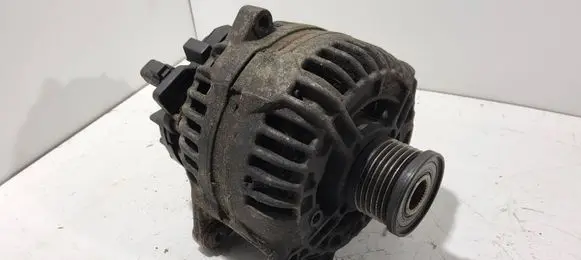 Renault Laguna II Generator/alternator 8200229907 0124525047 14V150A