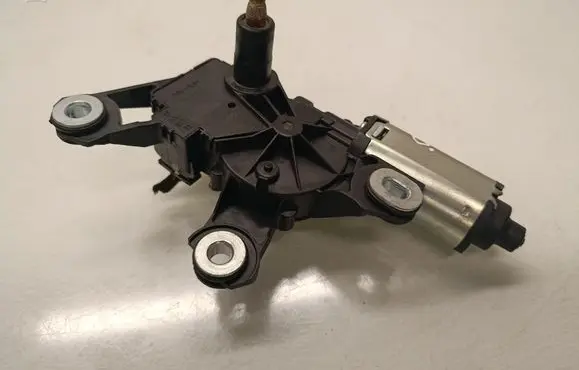 Audi A6 S6 C6 4F Rear window wiper motor 