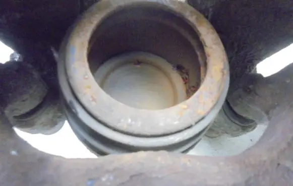Ford C-MAX I Front brake caliper