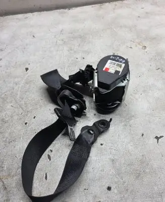 Mercedes-Benz E W211 Front seatbelt 605369200 008R000