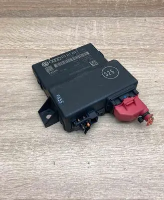 Audi A4 S4 B8 8K Gateway control module 8T0907468F 403213
